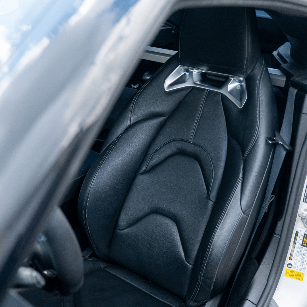 DIG 007 MK5 Supra front seat