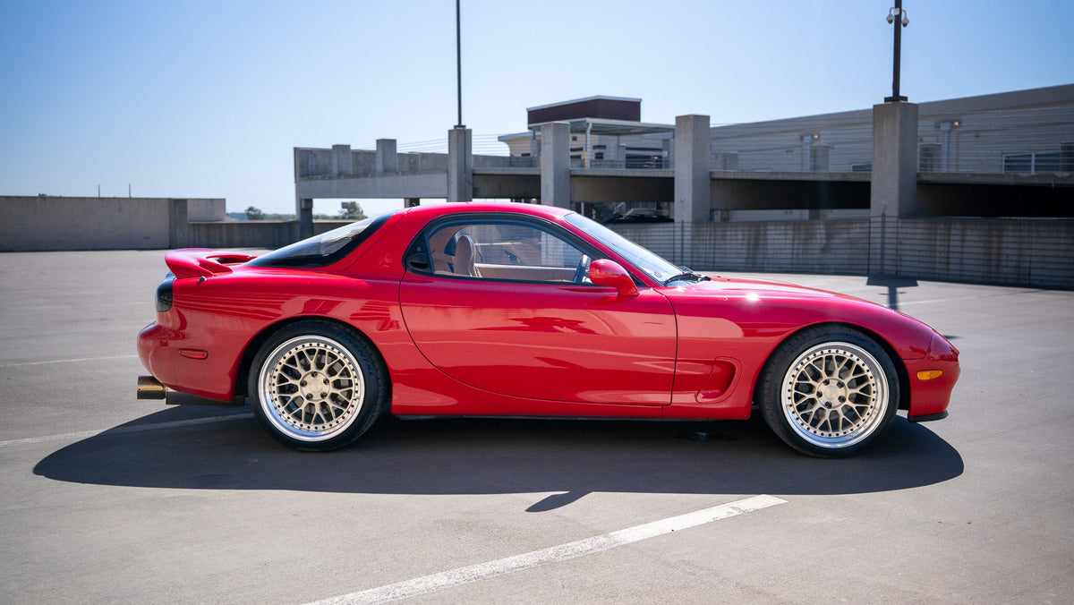Red Mazda RX-7 FD side profile